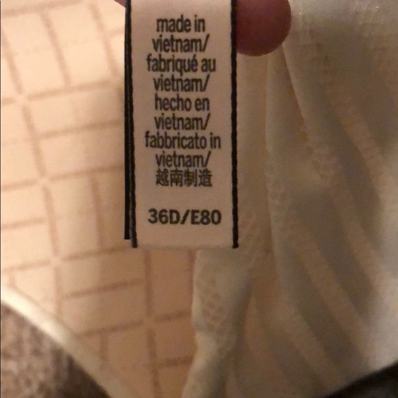 Victoria’s Secret Demi bra - Picture 2 of 2